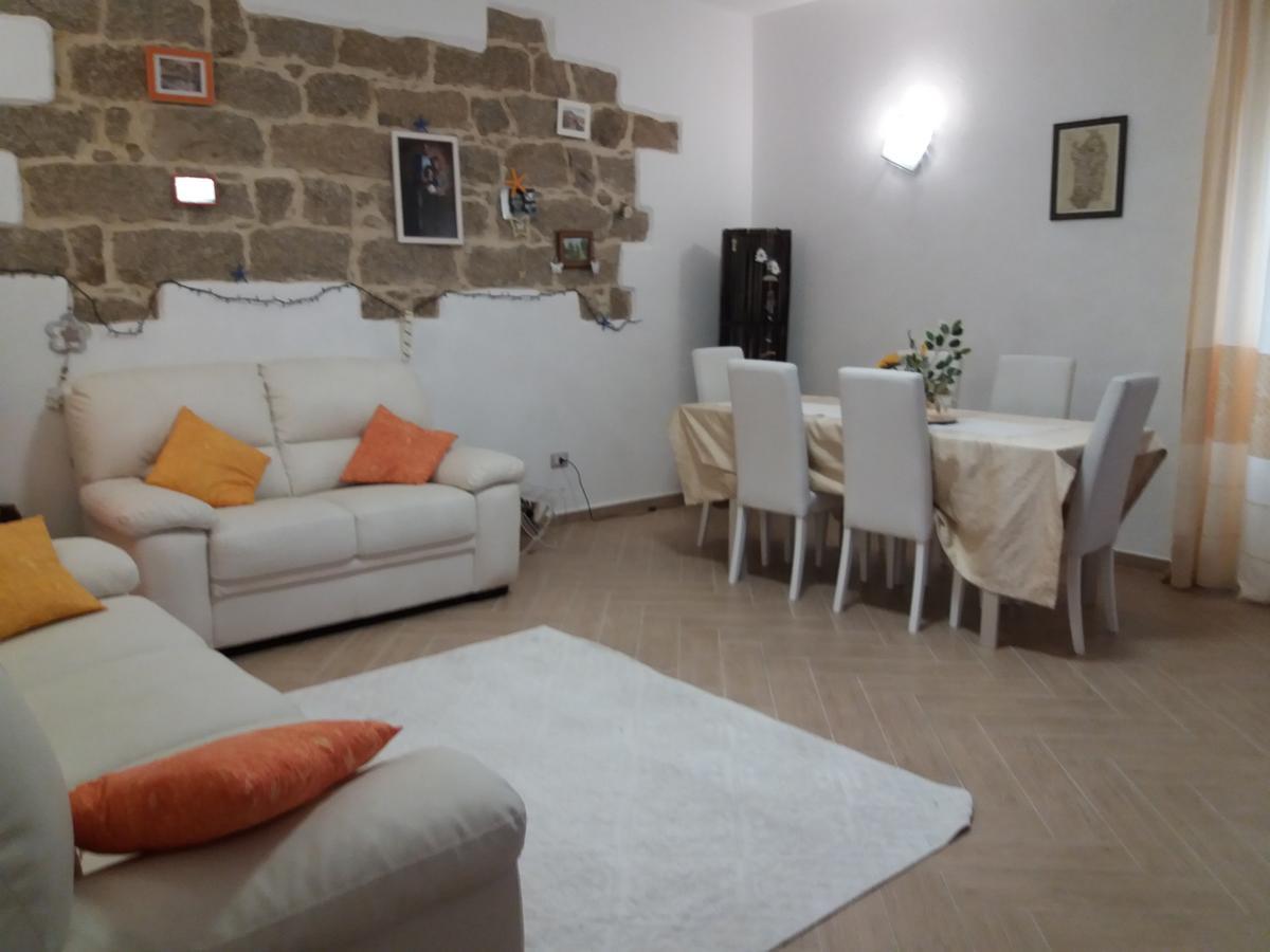 Appartamento Casa Ilaria Arzachena Exterior foto